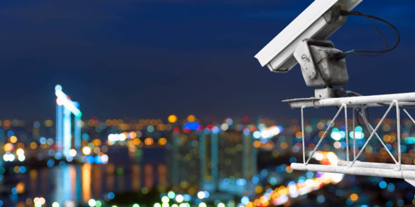 Quelle est la différence entre la surveillance et l’espionnage ?