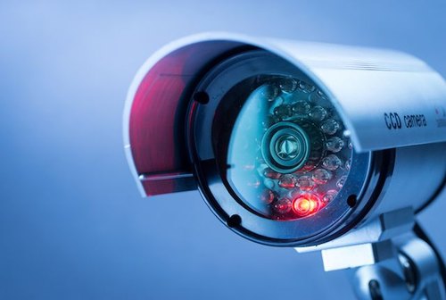 Guide des systèmes de vidéosurveillance pour une meilleure sécurité au bureau